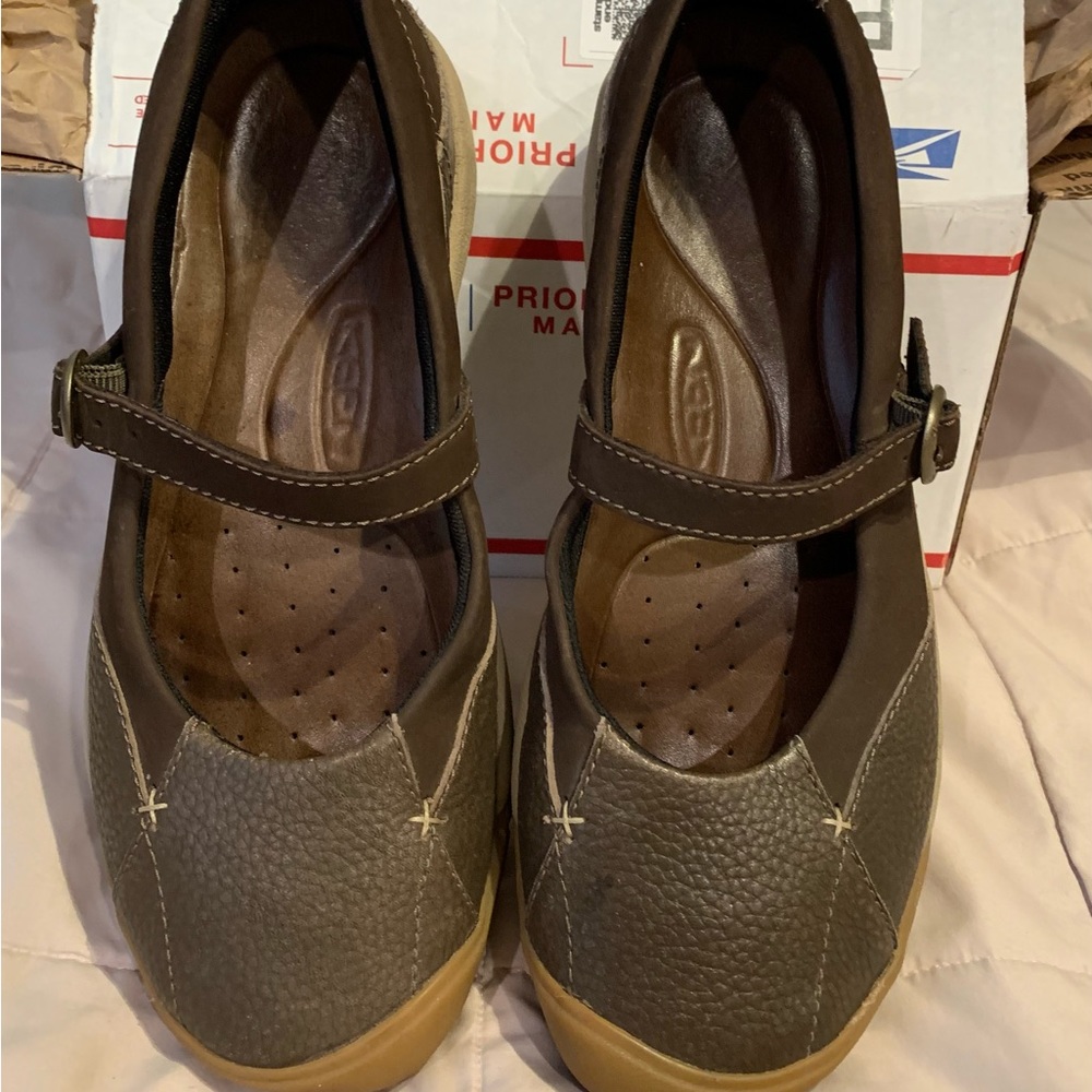 Keen Presidio Leather Mary Jane Casual Shoe, Green Brown, Women's 10